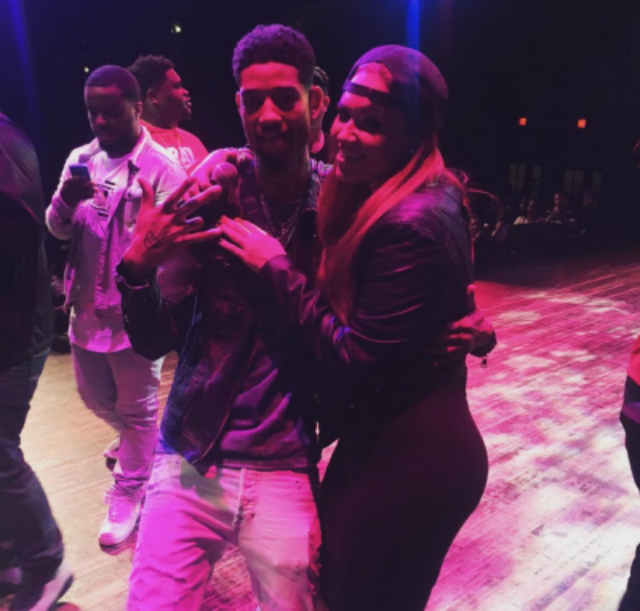 tumblr_o8hg8kPRxD1qbuv6no2_400